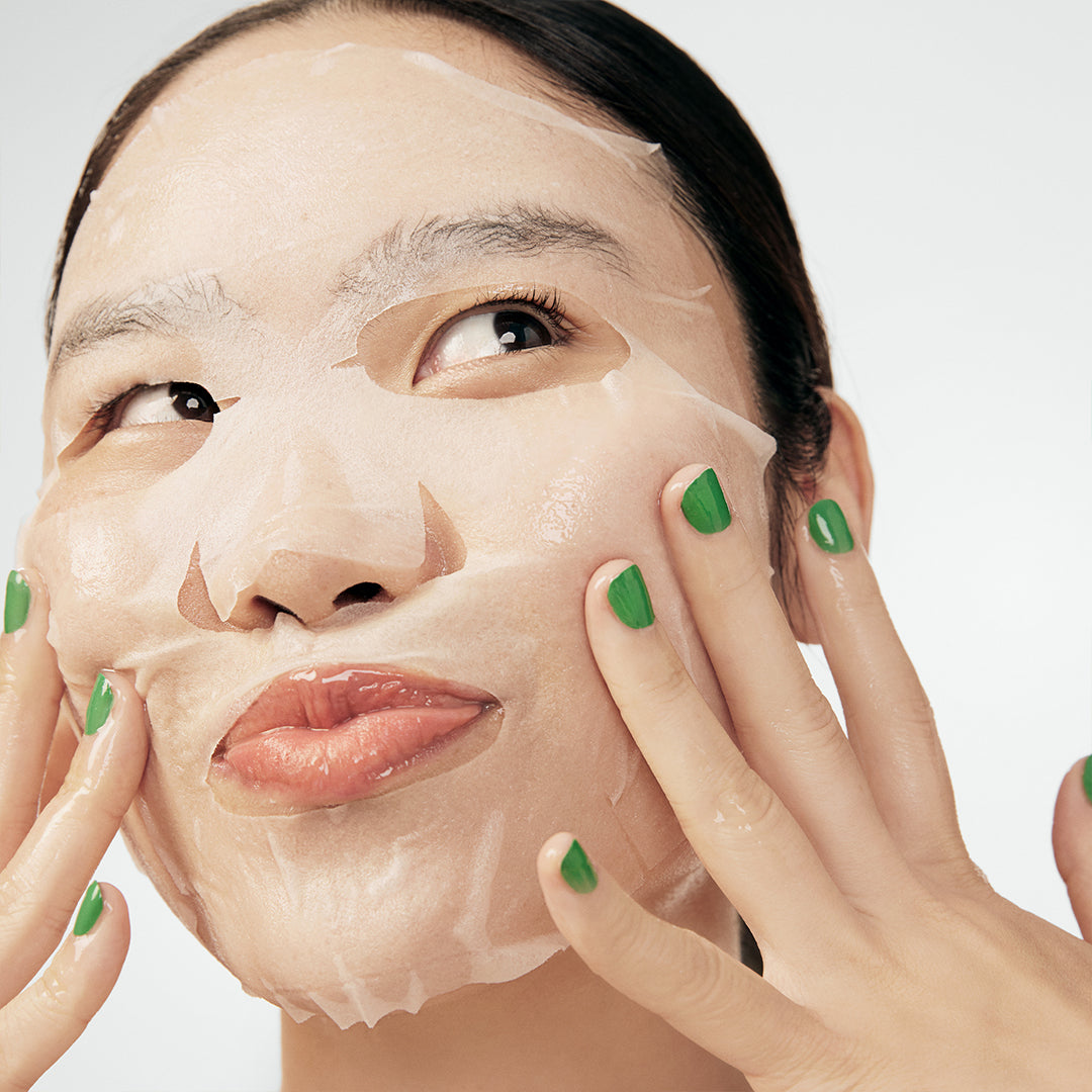 How to Apply Face Masks Properly: 8 Tips To Smooth Skin