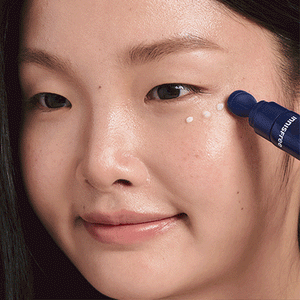 Green Tea PDRN™ Bounce Booster Eye & Lip Serum model application under eyes gif