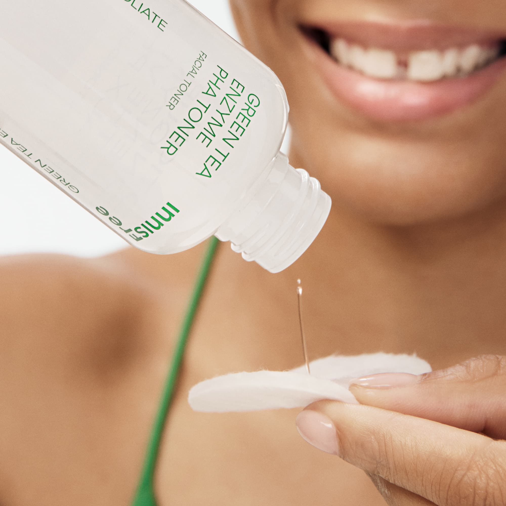 Green Tea PHA Toner How to Apply Step 1