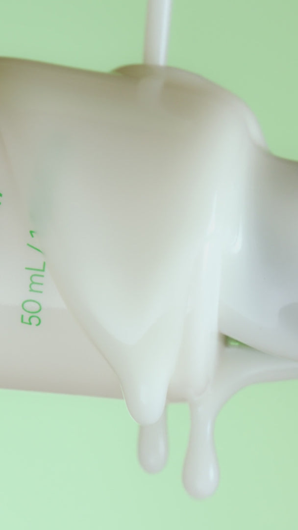 Green Tea Sunscreen Serum SPF 47 video