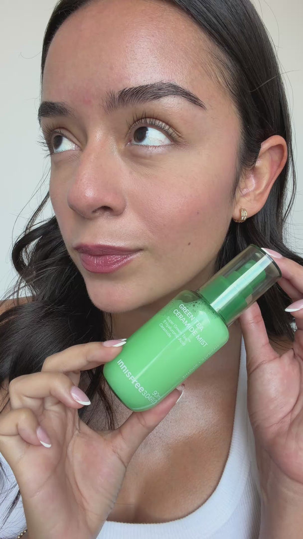Green Tea Ceramide Mist female model application video