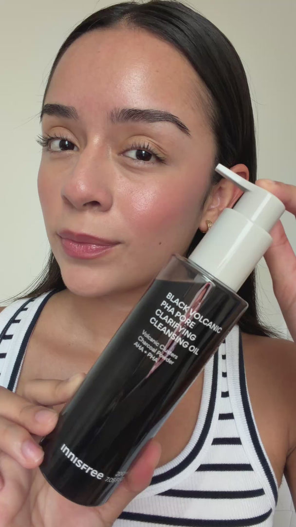 Volcanic Oil Cleanser model application video